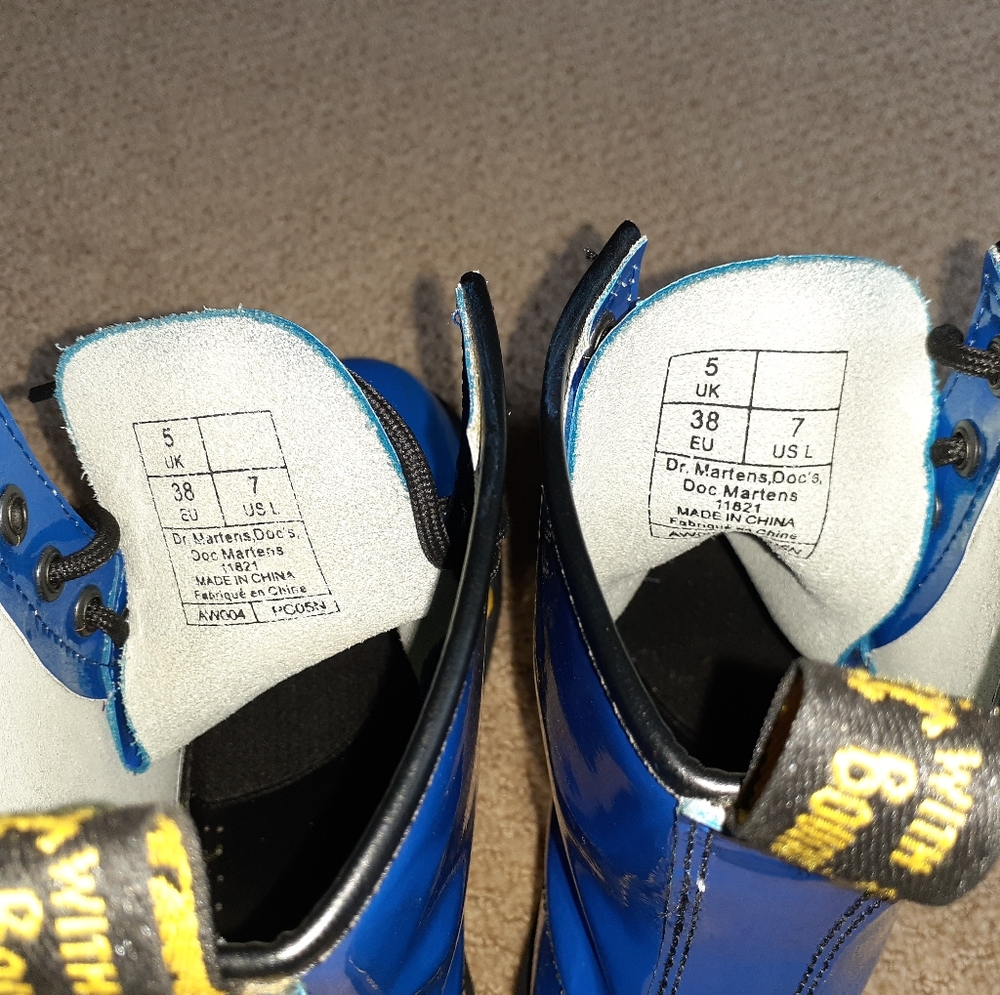 Dr. Martens boots - Picture 6 of 8